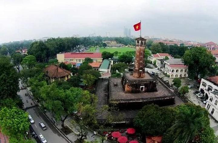 Kích thước to bất thường: Tôm nuôi theo phương pháp tự nhiên sẽ có kích thước không